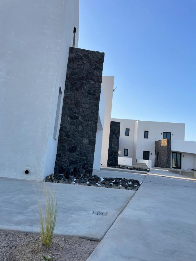Mylithos Suites 모노리토스 외부 사진
