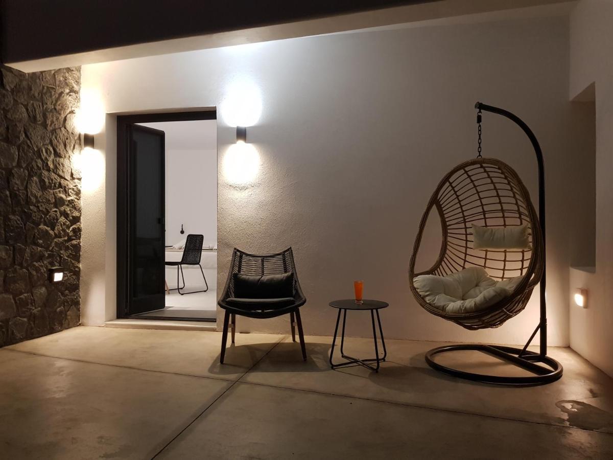 Mylithos Suites 모노리토스 외부 사진