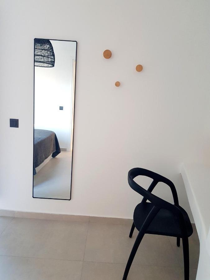 Mylithos Suites 모노리토스 외부 사진