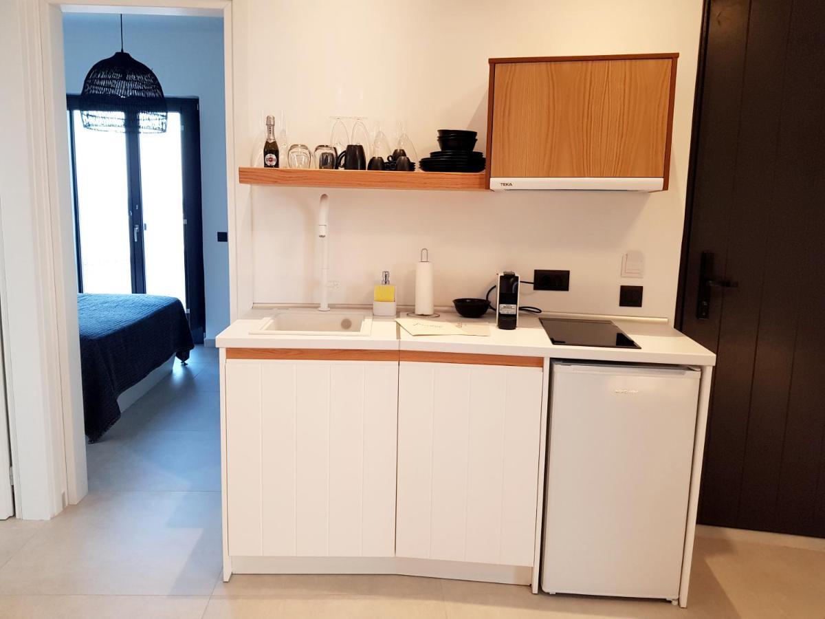 Mylithos Suites 모노리토스 외부 사진
